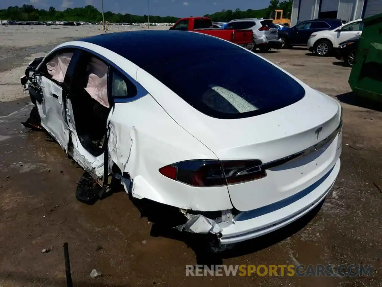 3 Photograph of a damaged car 5YJSA1E2XLF413376 TESLA MODEL S 2020