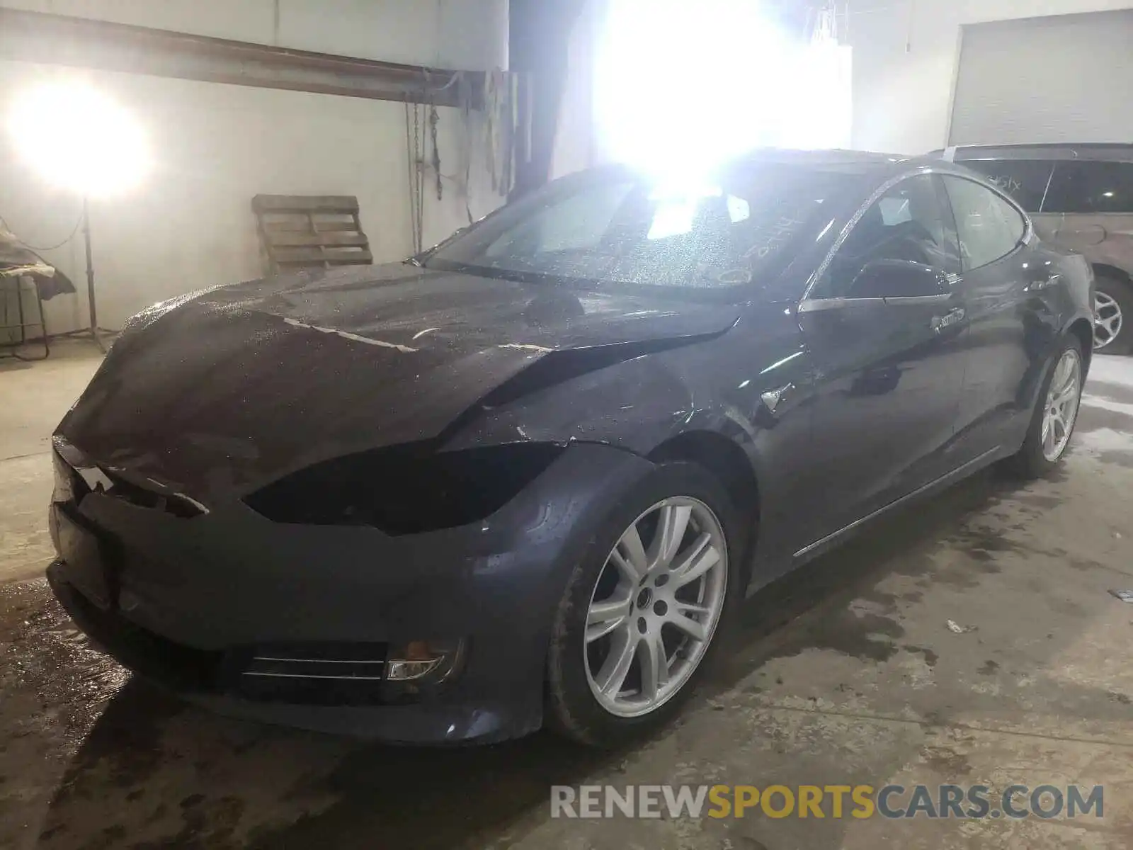 2 Photograph of a damaged car 5YJSA1E2XLF414883 TESLA MODEL S 2020