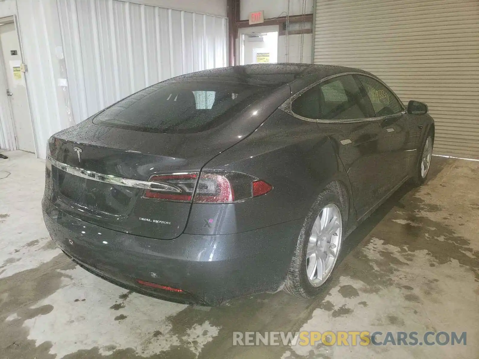 4 Фотография поврежденного автомобиля 5YJSA1E2XLF414883 TESLA MODEL S 2020