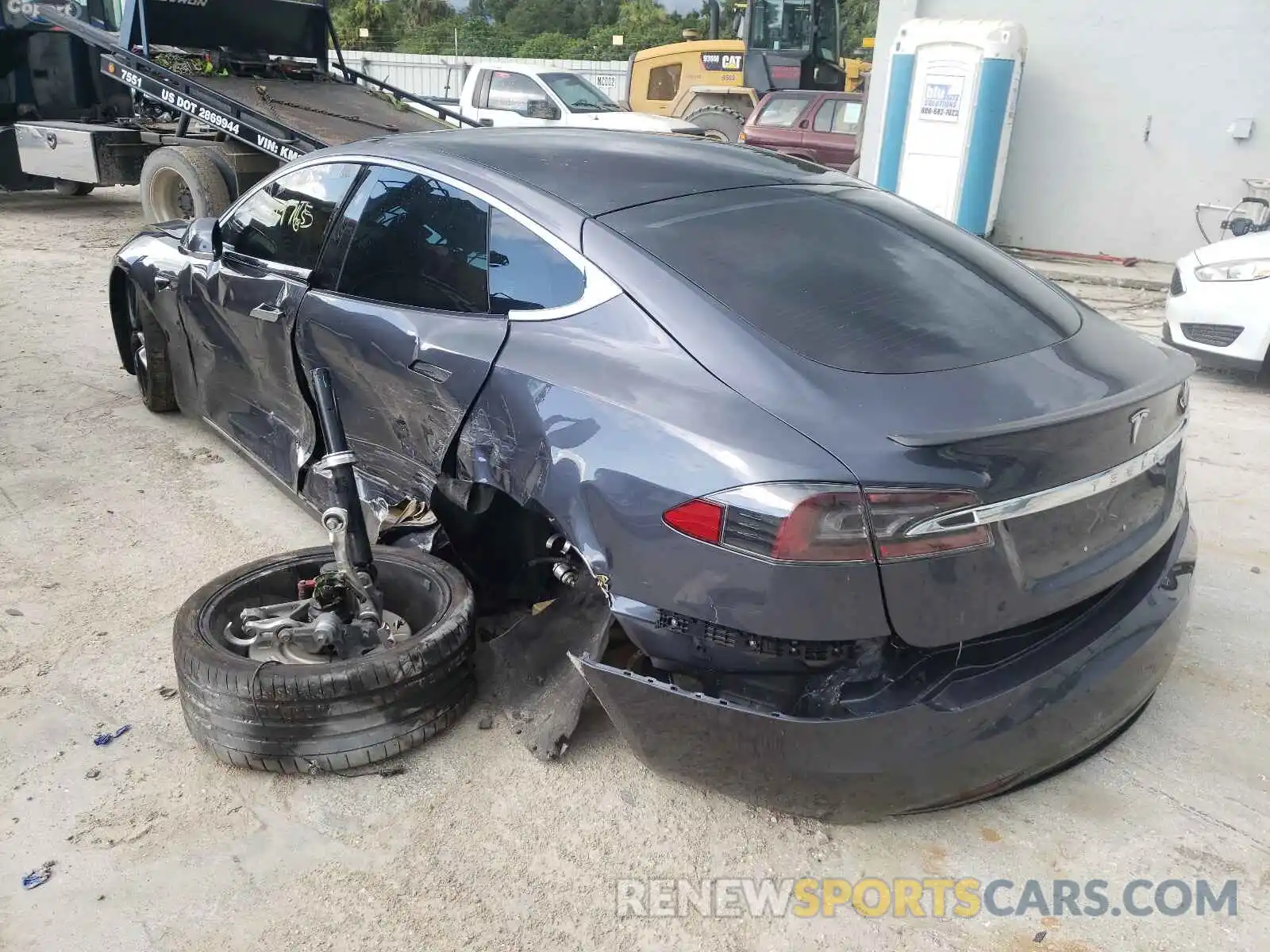 3 Photograph of a damaged car 5YJSA1E40LF361743 TESLA MODEL S 2020