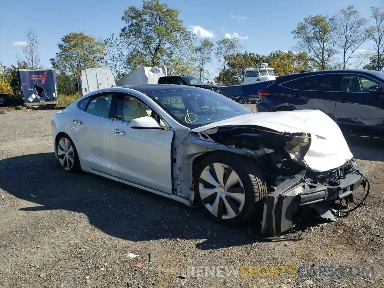 1 Photograph of a damaged car 5YJSA1E40LF382818 TESLA MODEL S 2020