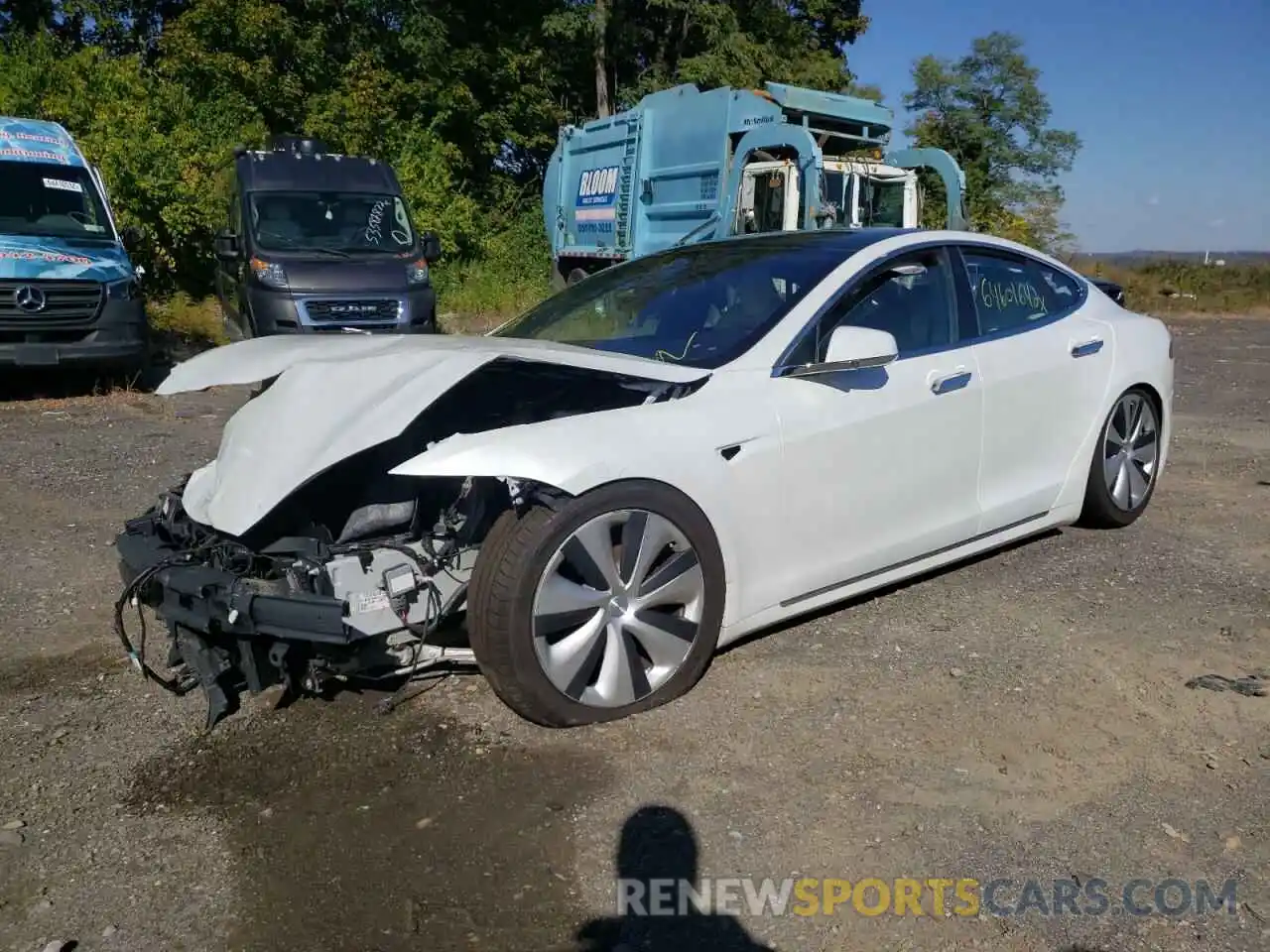 2 Photograph of a damaged car 5YJSA1E40LF382818 TESLA MODEL S 2020