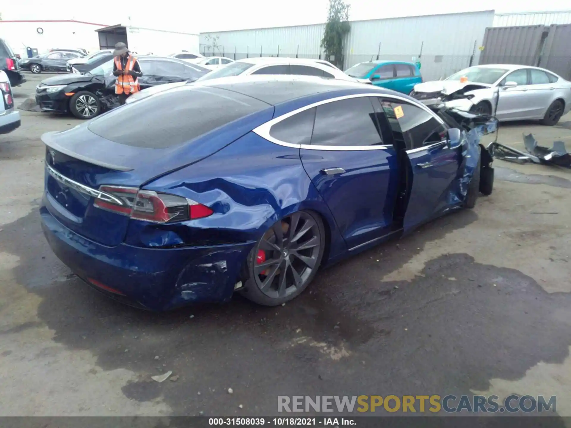 4 Фотография поврежденного автомобиля 5YJSA1E41LF396422 TESLA MODEL S 2020