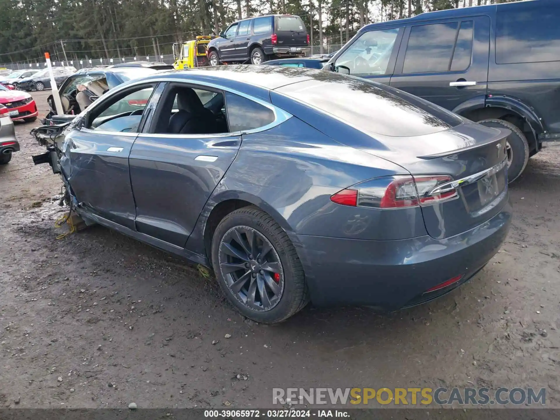 3 Photograph of a damaged car 5YJSA1E42LF366863 TESLA MODEL S 2020