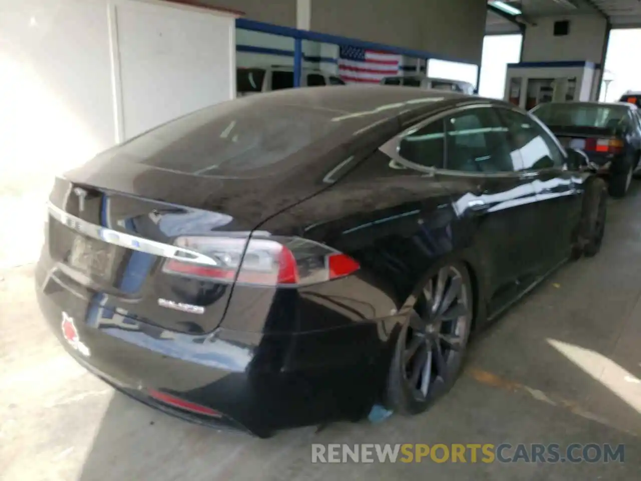 4 Фотография поврежденного автомобиля 5YJSA1E42LF387499 TESLA MODEL S 2020