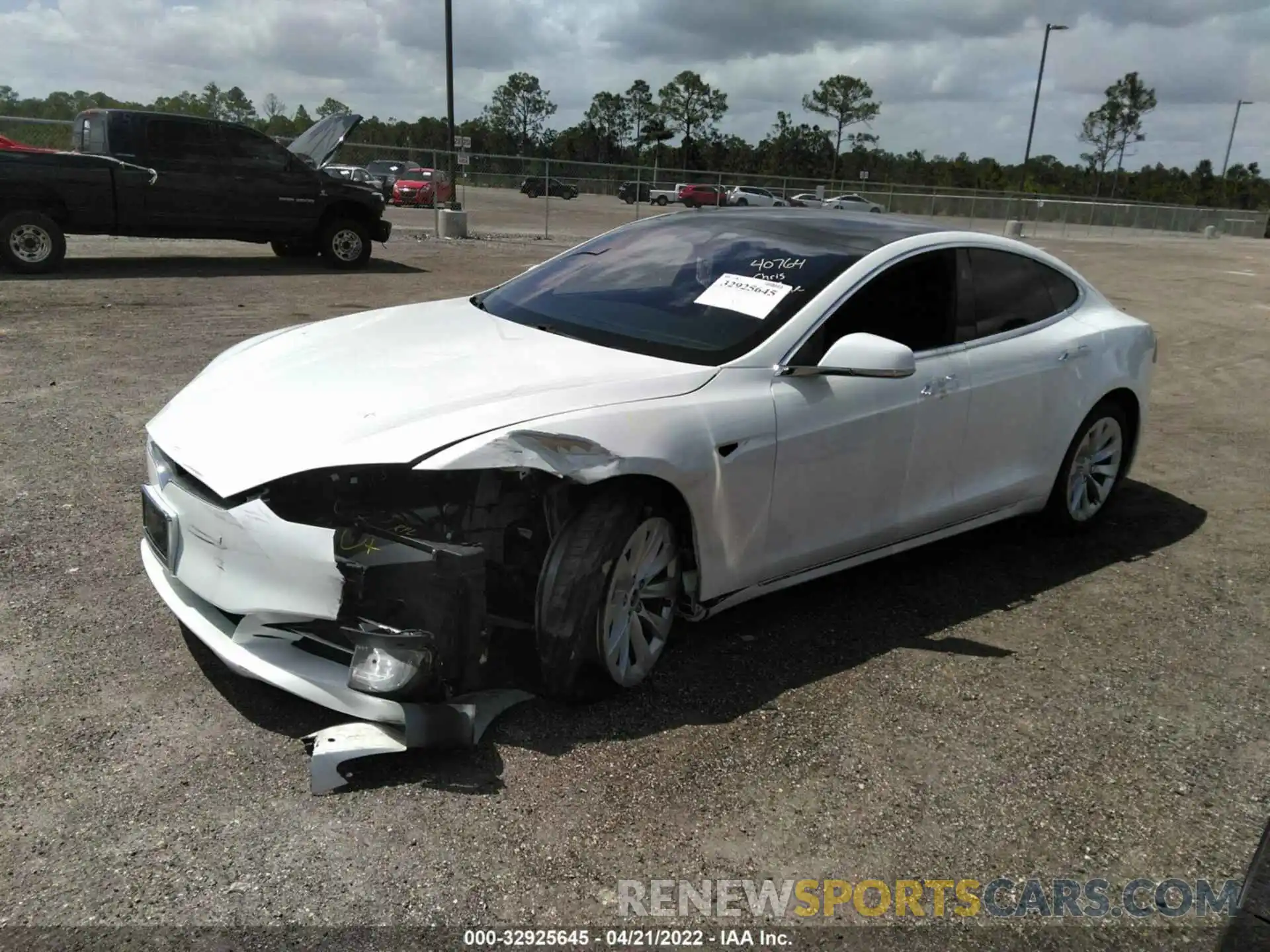 2 Photograph of a damaged car 5YJSA1E45LF361754 TESLA MODEL S 2020