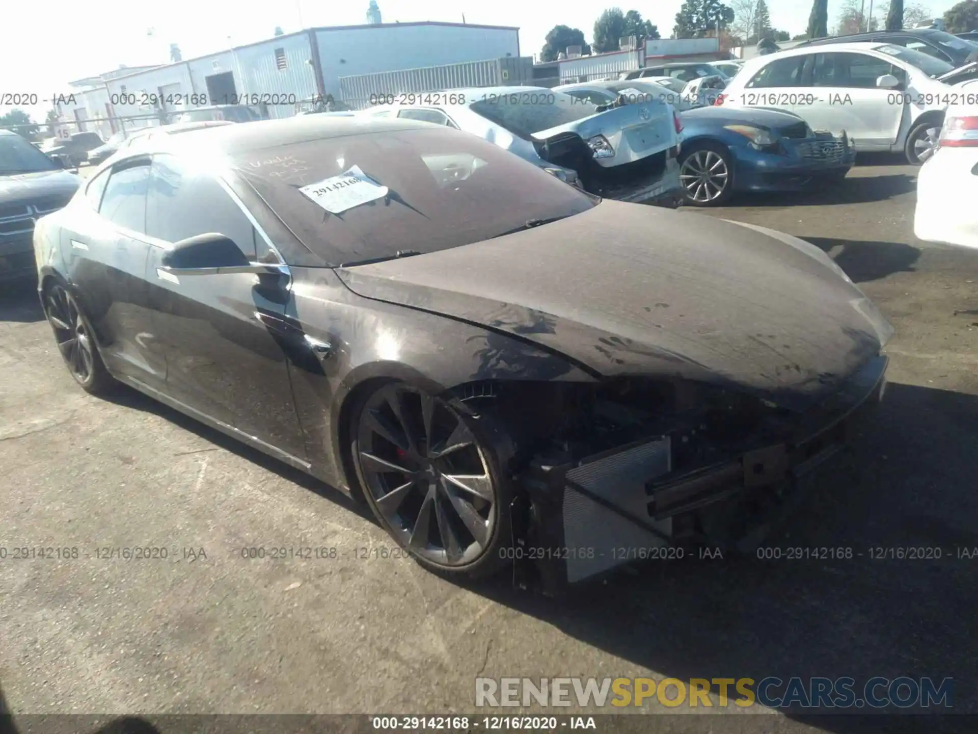 1 Photograph of a damaged car 5YJSA1E46LF396805 TESLA MODEL S 2020