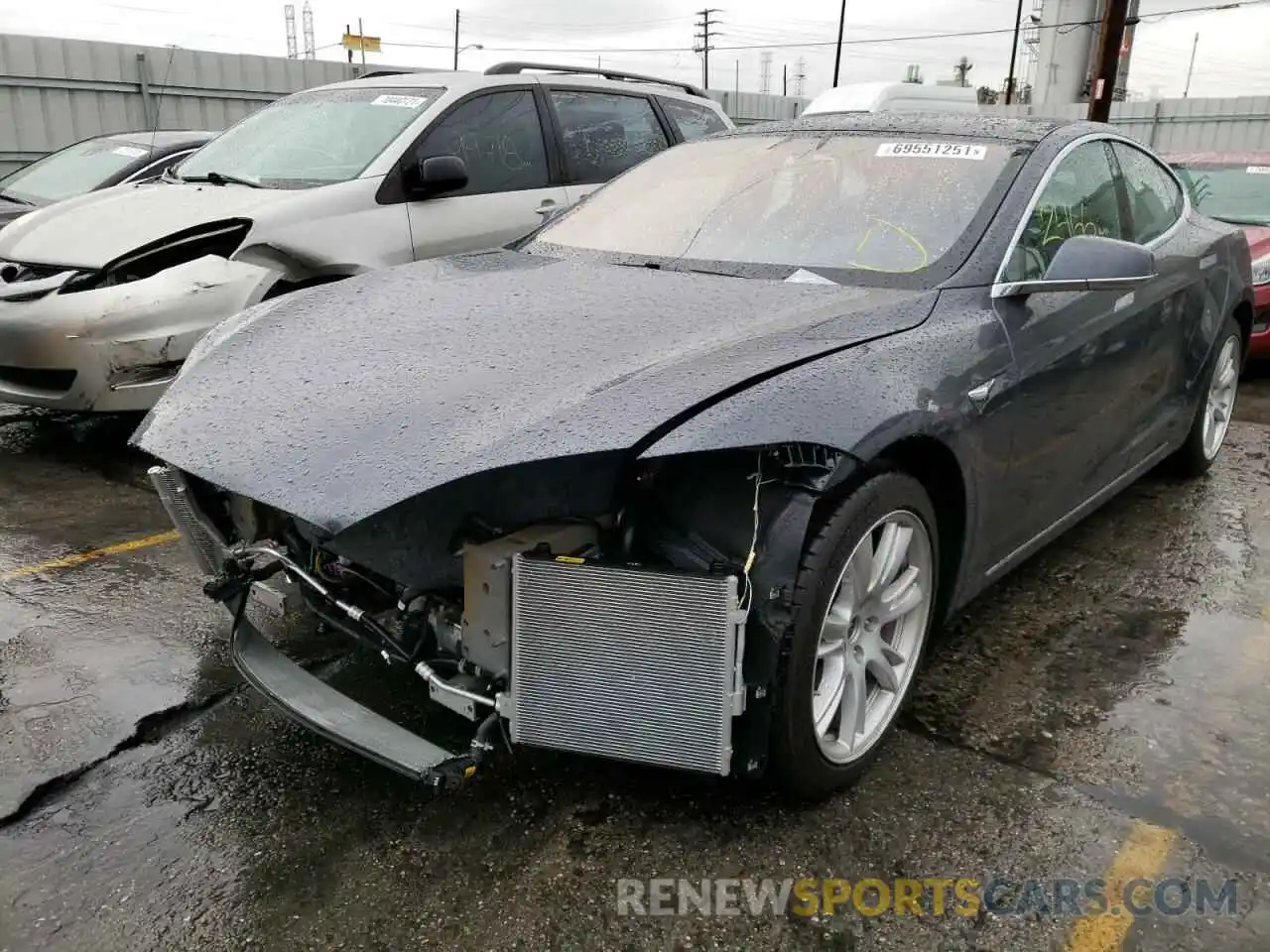 2 Photograph of a damaged car 5YJSA1E46LF402652 TESLA MODEL S 2020