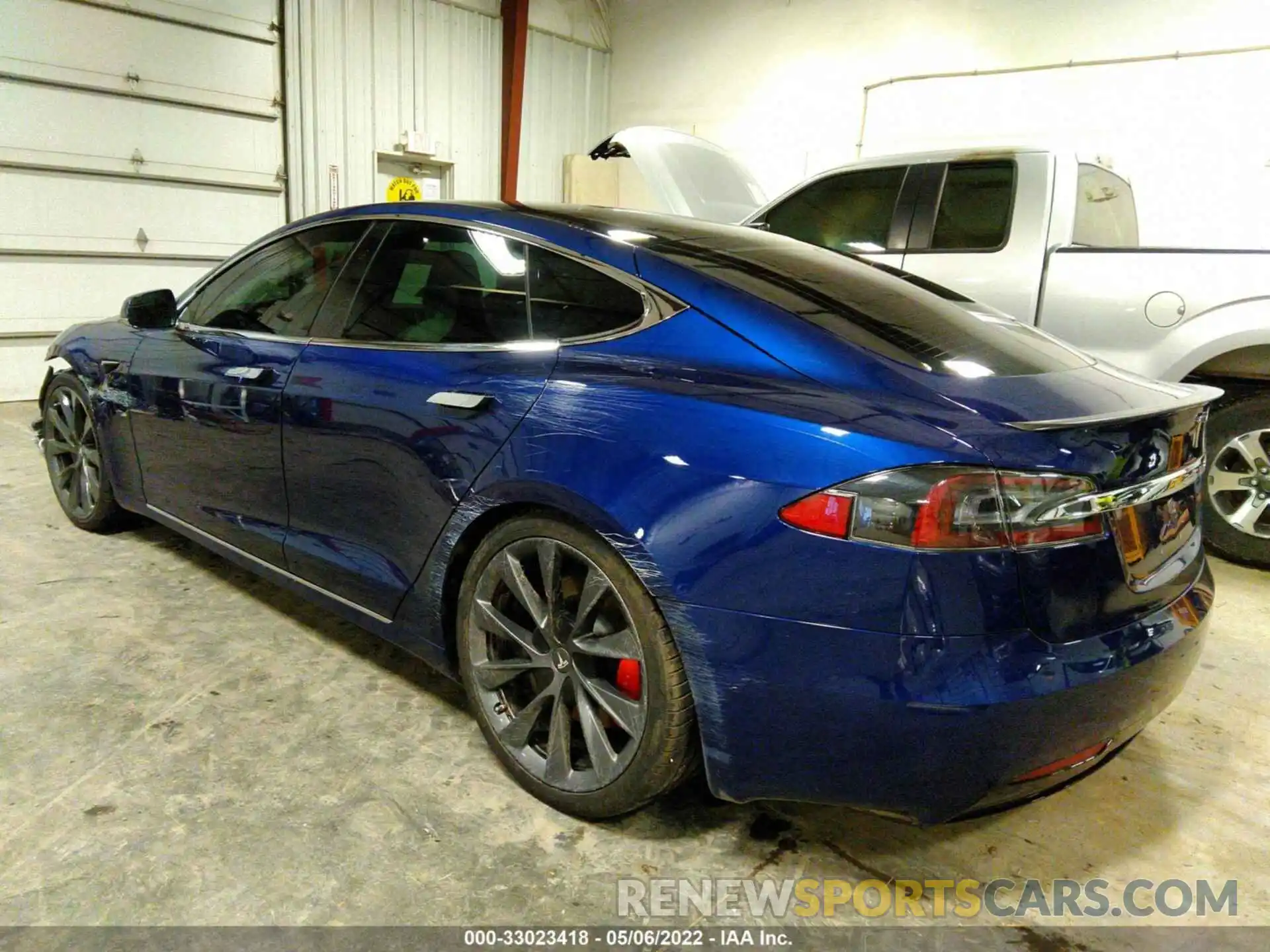 3 Photograph of a damaged car 5YJSA1E47LF351579 TESLA MODEL S 2020