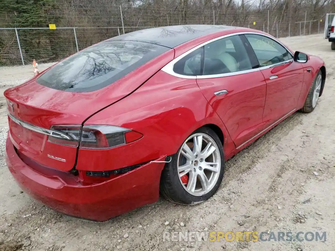 4 Фотография поврежденного автомобиля 5YJSA1E48LF412356 TESLA MODEL S 2020