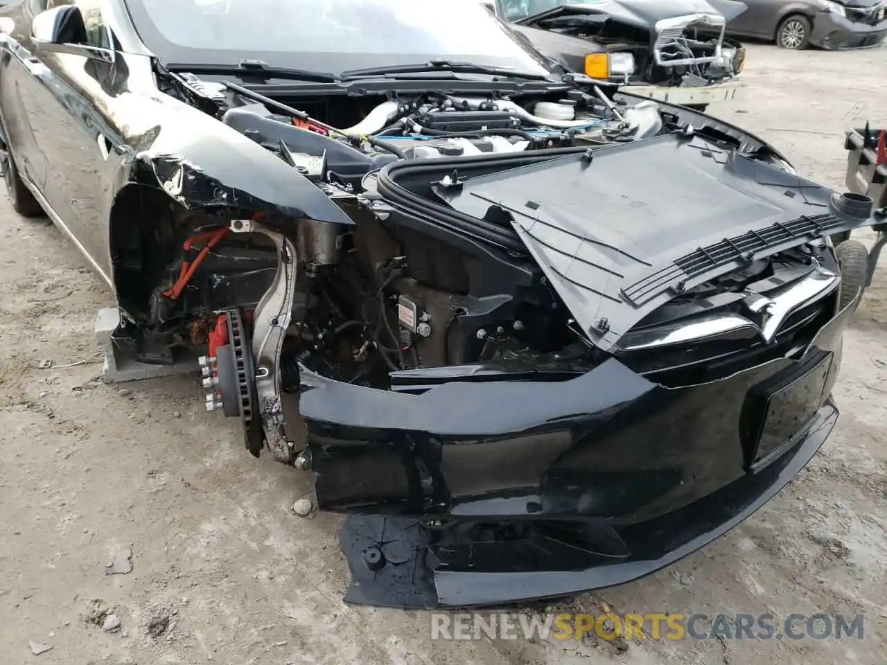 9 Photograph of a damaged car 5YJSA1E49LF408526 TESLA MODEL S 2020