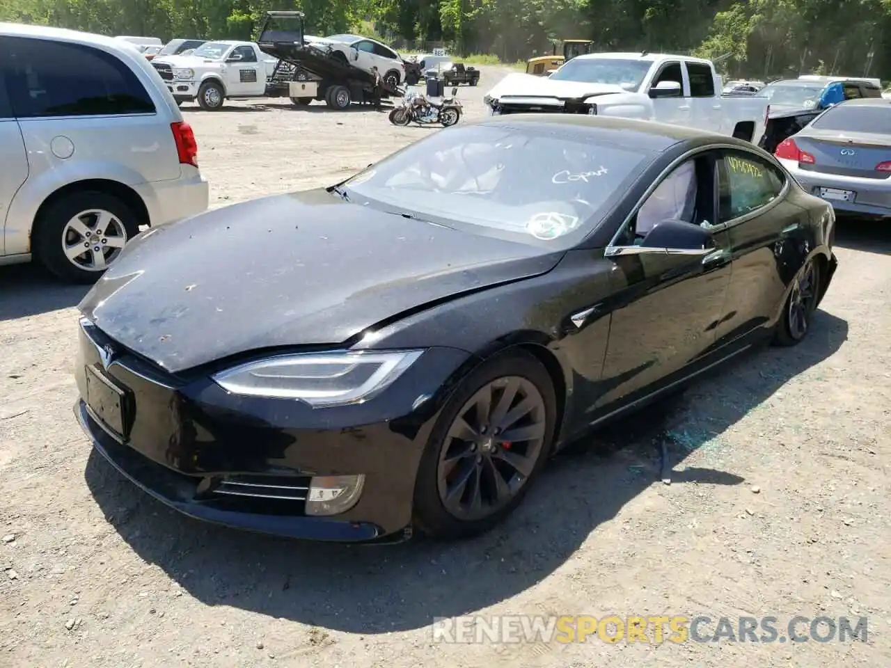 2 Photograph of a damaged car 5YJSA1E4XLF390814 TESLA MODEL S 2020