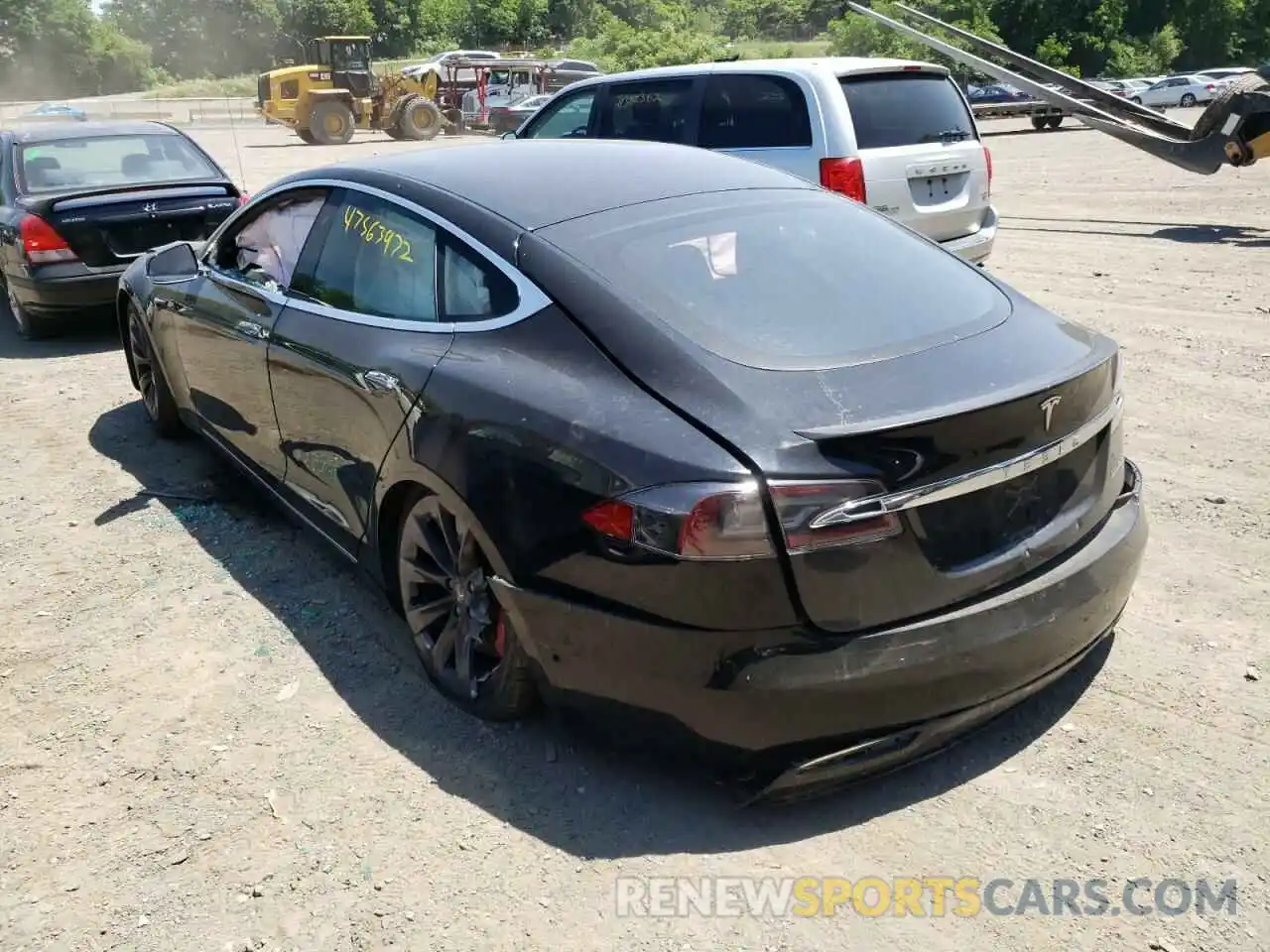 3 Photograph of a damaged car 5YJSA1E4XLF390814 TESLA MODEL S 2020