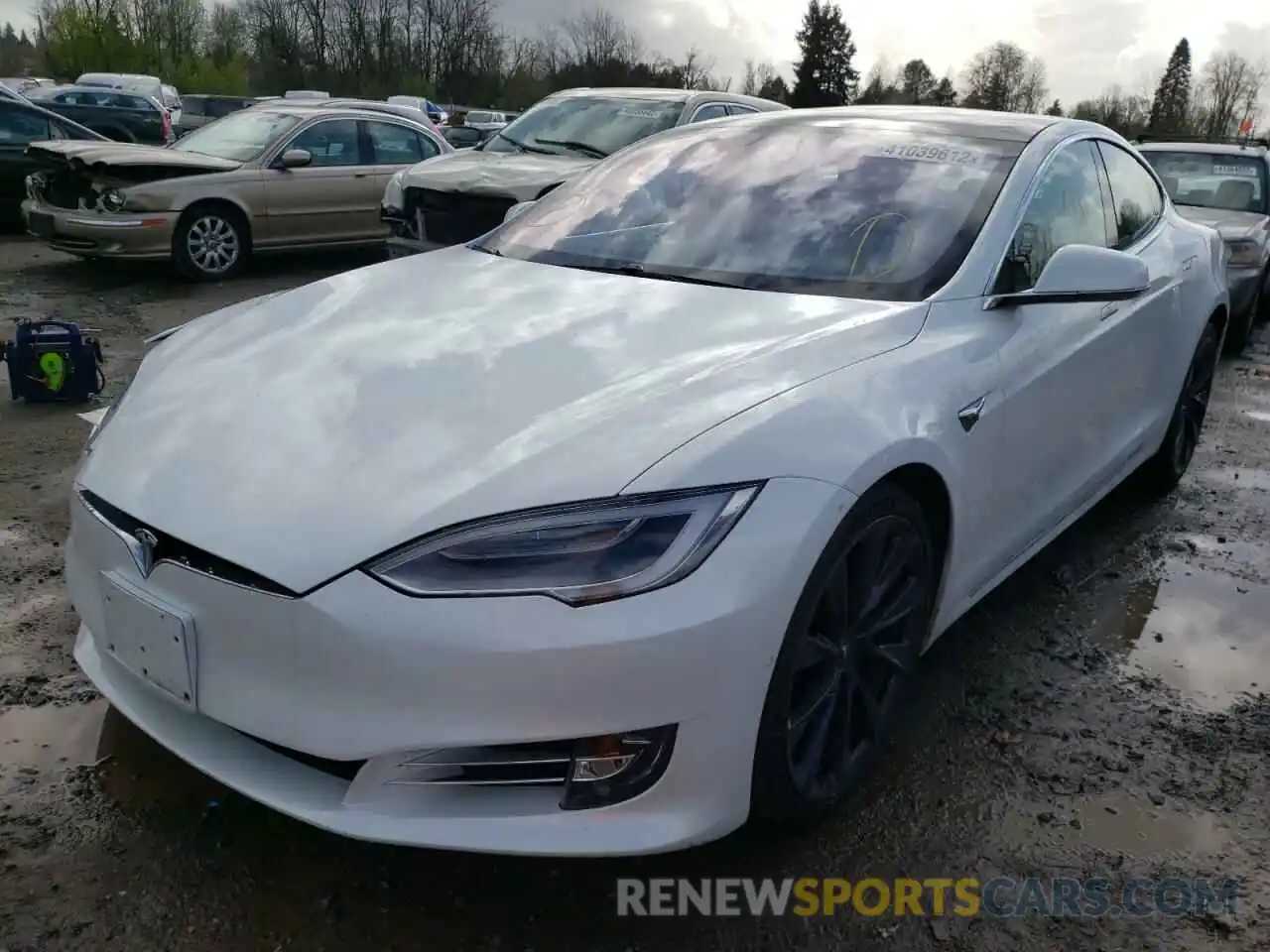 2 Photograph of a damaged car 5YJSA1E4XLF390876 TESLA MODEL S 2020