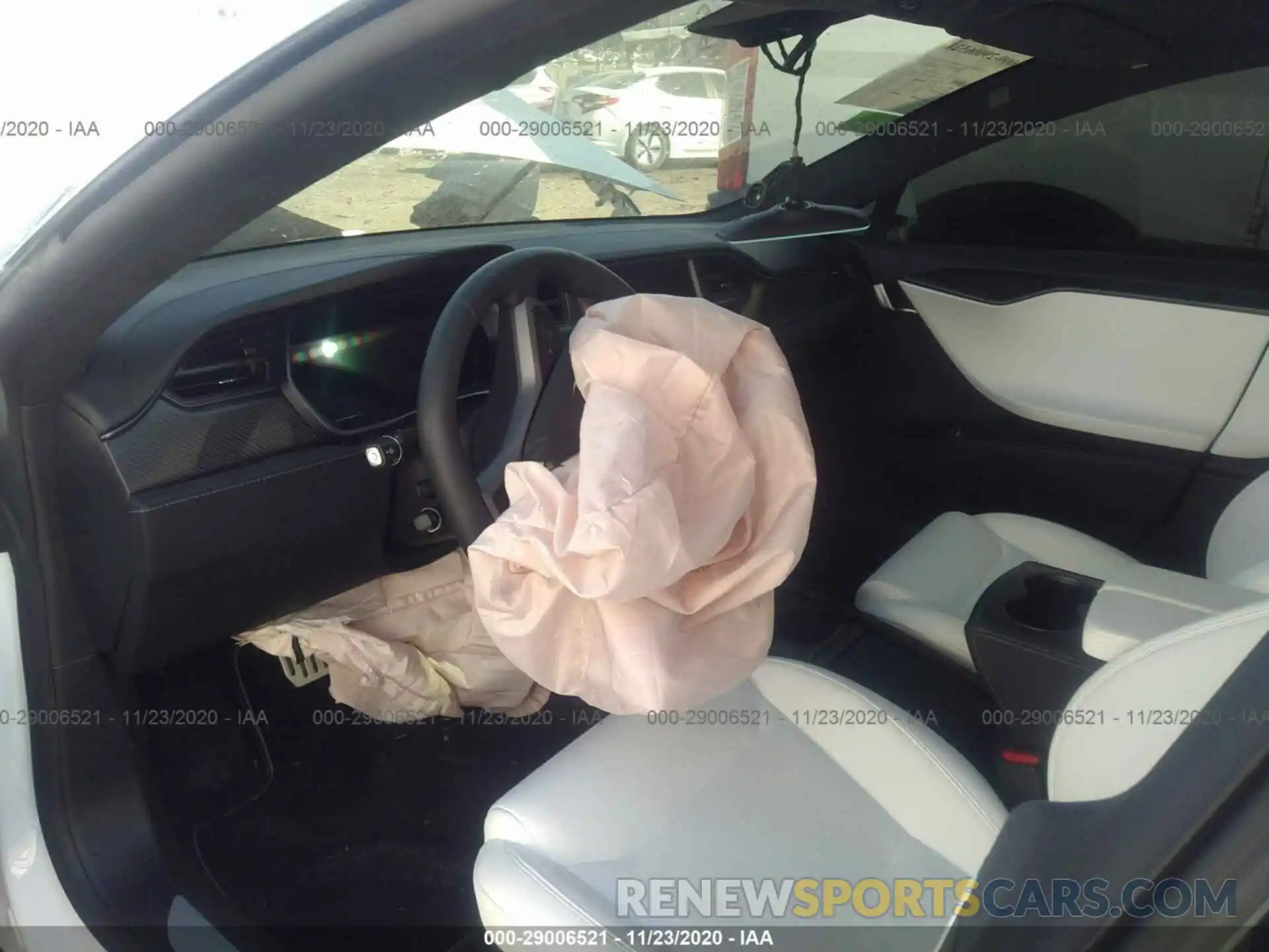 5 Photograph of a damaged car 5YJSA1E4XLF396483 TESLA MODEL S 2020