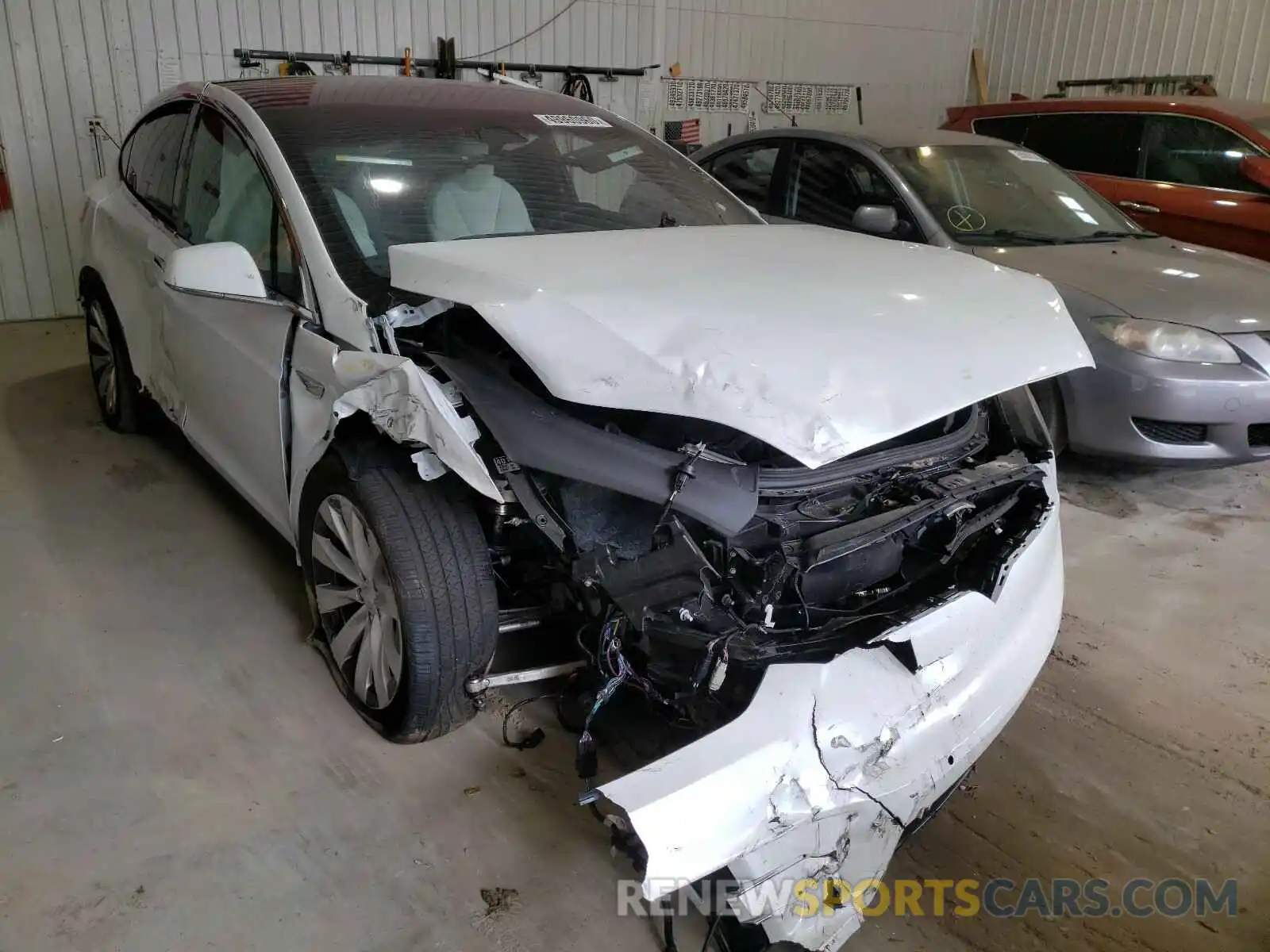 1 Photograph of a damaged car 5YJXCBE20LF249500 TESLA MODEL S 2020