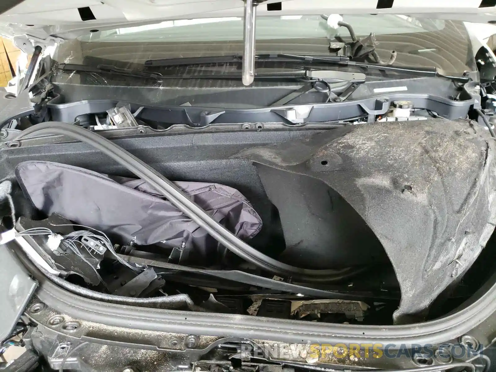 7 Photograph of a damaged car 5YJXCBE20LF249500 TESLA MODEL S 2020