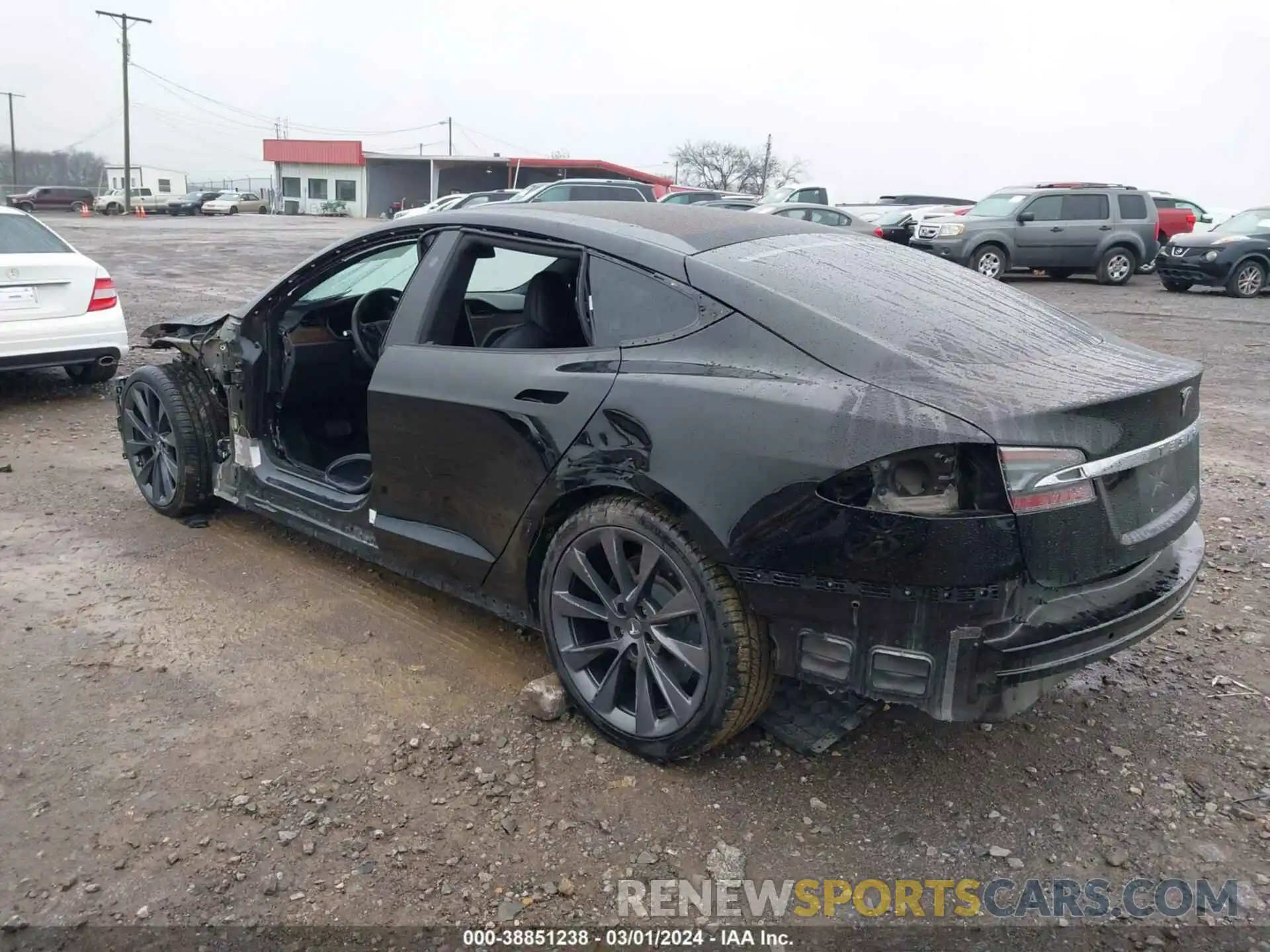 3 Photograph of a damaged car 5YJSA1E20MF421617 TESLA MODEL S 2021