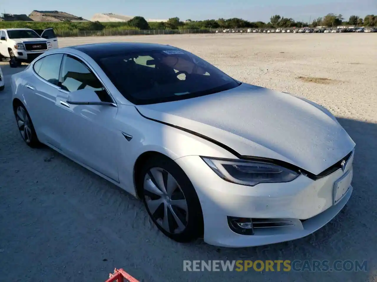 1 Photograph of a damaged car 5YJSA1E20MF426154 TESLA MODEL S 2021