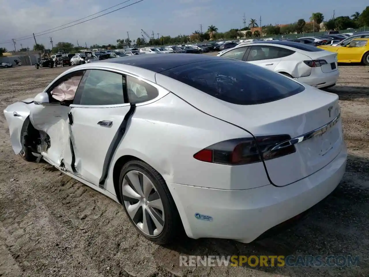 3 Photograph of a damaged car 5YJSA1E20MF426154 TESLA MODEL S 2021