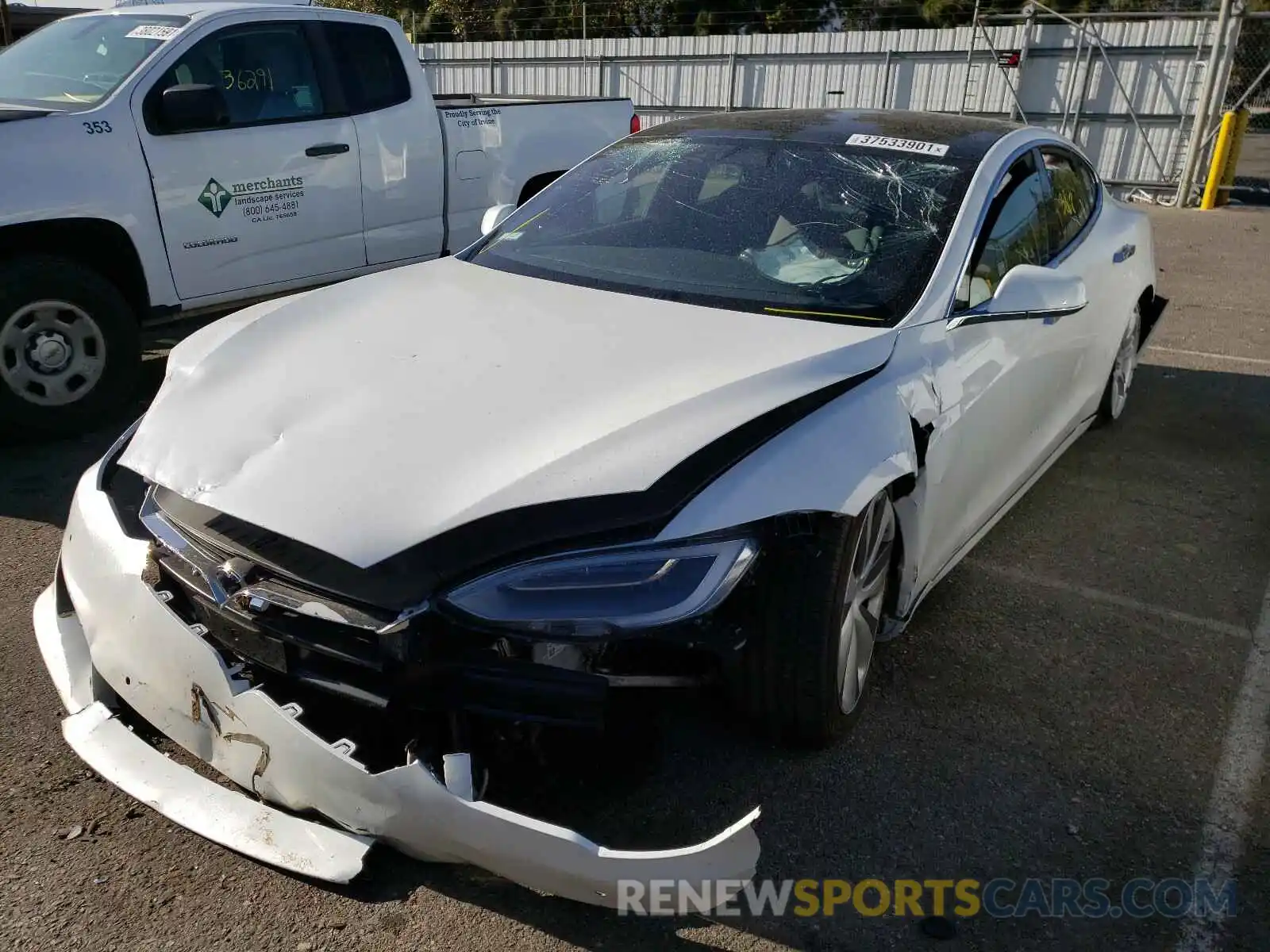 2 Photograph of a damaged car 5YJSA1E21MF425885 TESLA MODEL S 2021