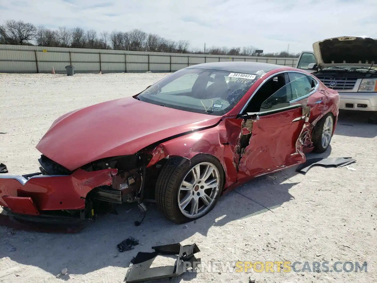 2 Photograph of a damaged car 5YJSA1E22MF424096 TESLA MODEL S 2021