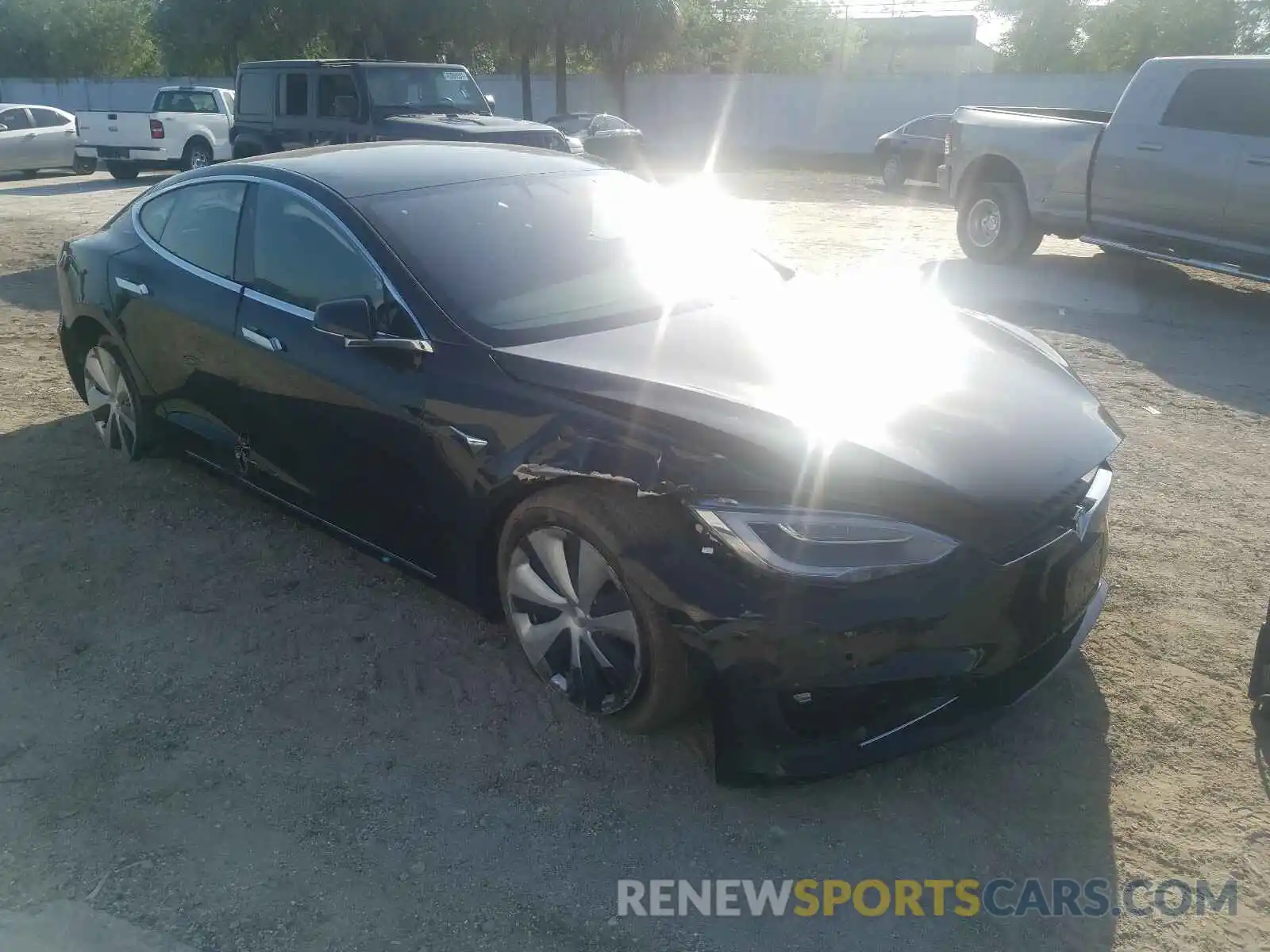 1 Photograph of a damaged car 5YJSA1E22MF426592 TESLA MODEL S 2021