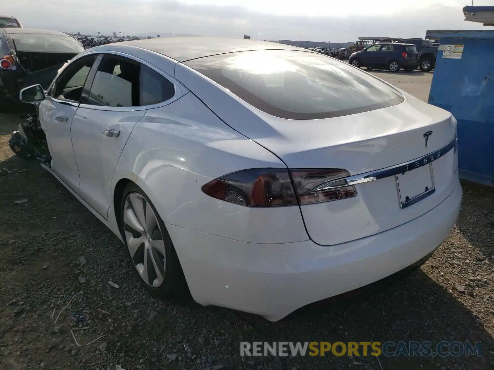 3 Photograph of a damaged car 5YJSA1E24MF425668 TESLA MODEL S 2021