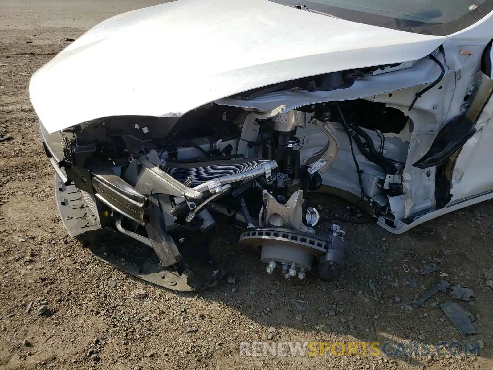 9 Photograph of a damaged car 5YJSA1E24MF425668 TESLA MODEL S 2021