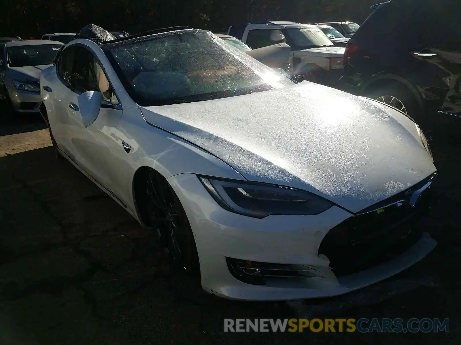 1 Photograph of a damaged car 5YJSA1E26MF424232 TESLA MODEL S 2021