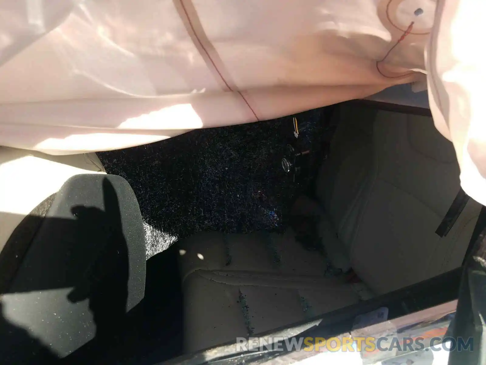 6 Photograph of a damaged car 5YJSA1E26MF424232 TESLA MODEL S 2021