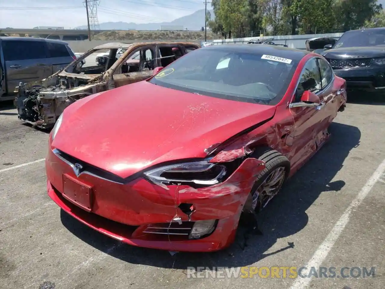 2 Photograph of a damaged car 5YJSA1E26MF425445 TESLA MODEL S 2021