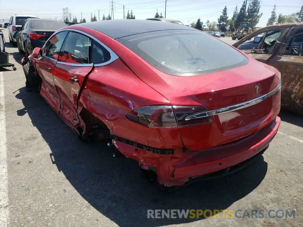 3 Photograph of a damaged car 5YJSA1E26MF425445 TESLA MODEL S 2021