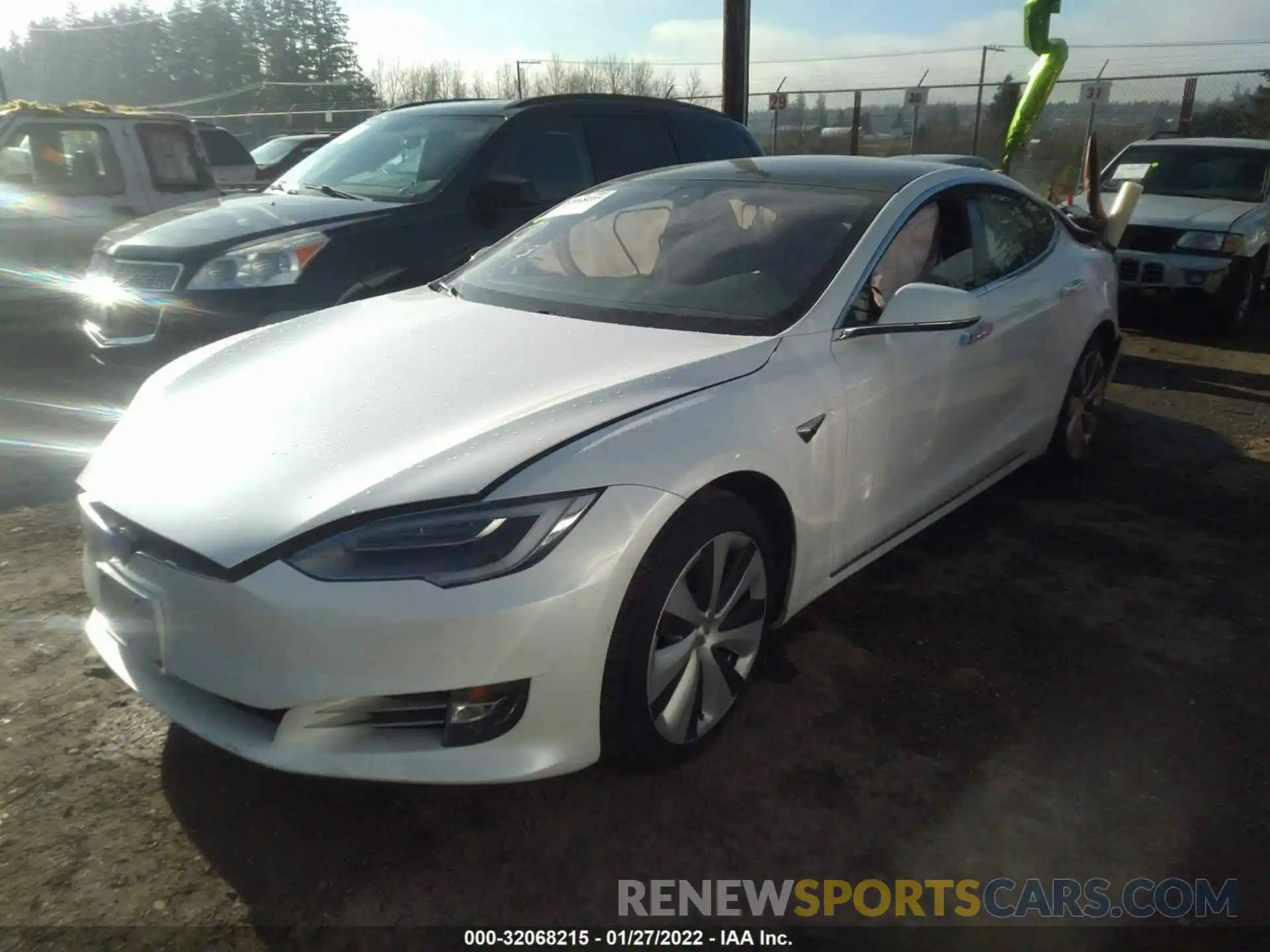 2 Photograph of a damaged car 5YJSA1E27MF426099 TESLA MODEL S 2021