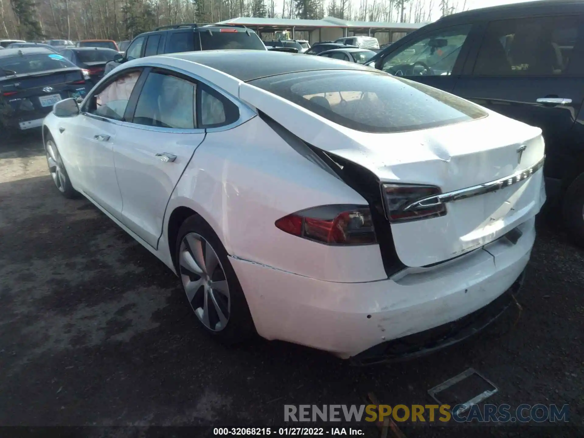 3 Photograph of a damaged car 5YJSA1E27MF426099 TESLA MODEL S 2021