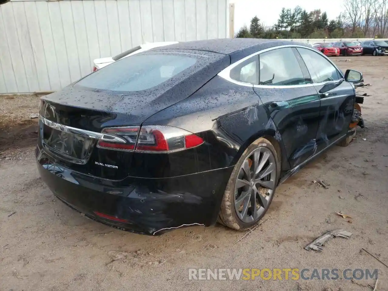 4 Photograph of a damaged car 5YJSA1E29MF421695 TESLA MODEL S 2021