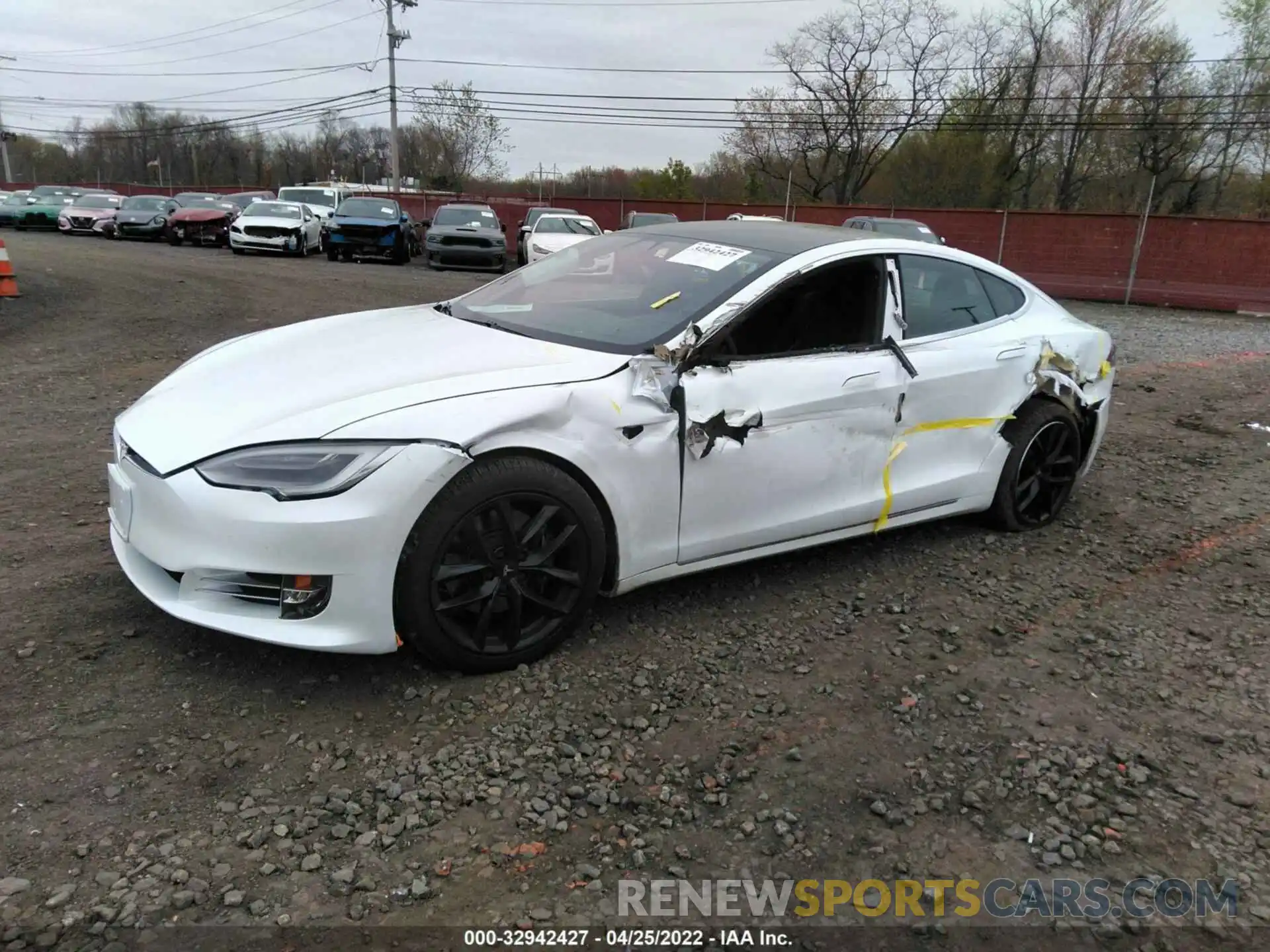 2 Фотография поврежденного автомобиля 5YJSA1E2XMF421589 TESLA MODEL S 2021