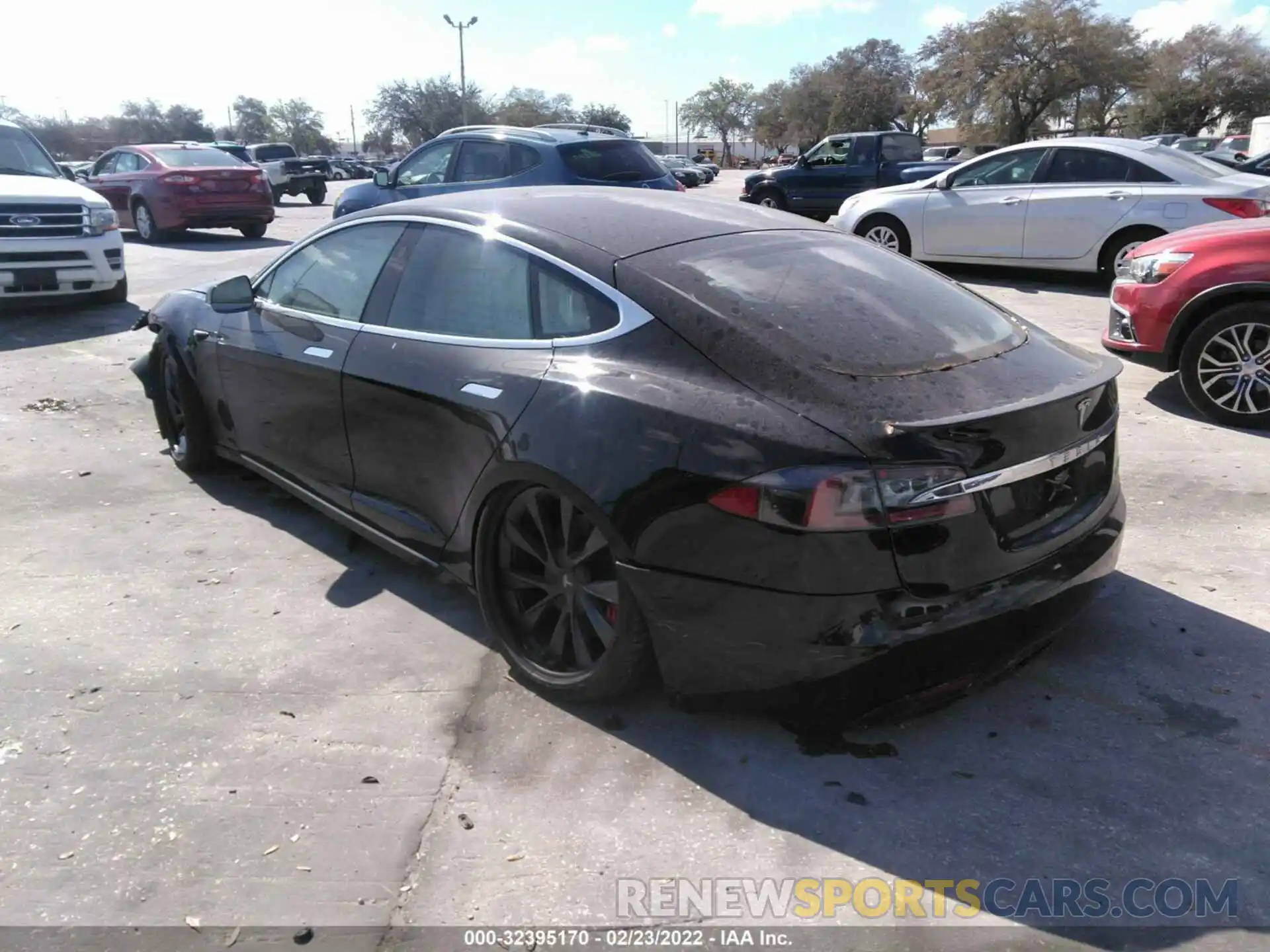 3 Photograph of a damaged car 5YJSA1E41MF424284 TESLA MODEL S 2021