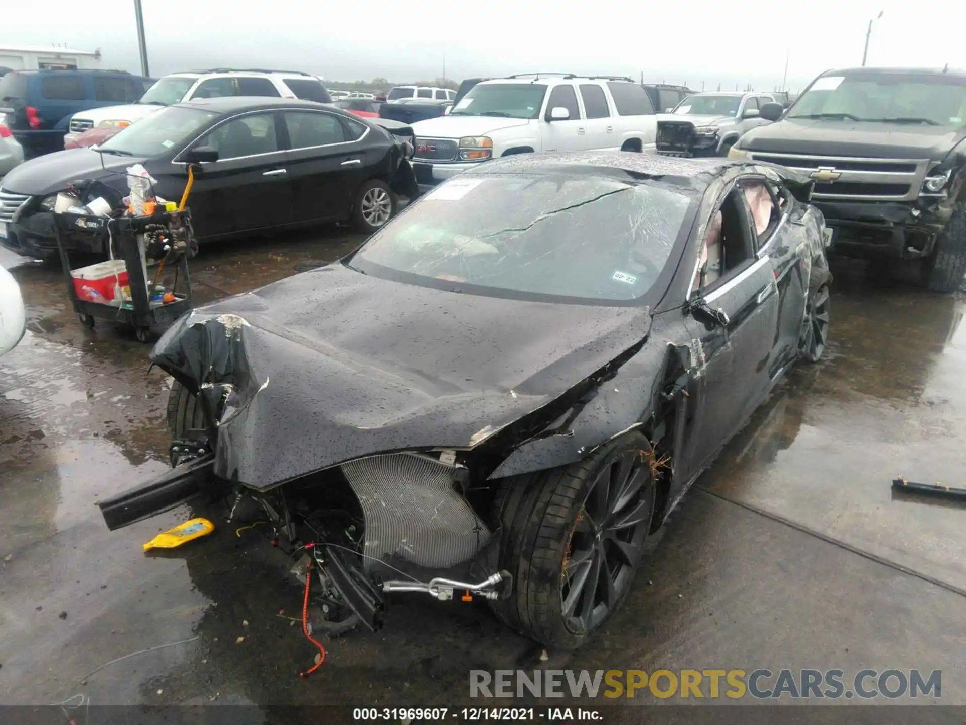 6 Photograph of a damaged car 5YJSA1E41MF426925 TESLA MODEL S 2021