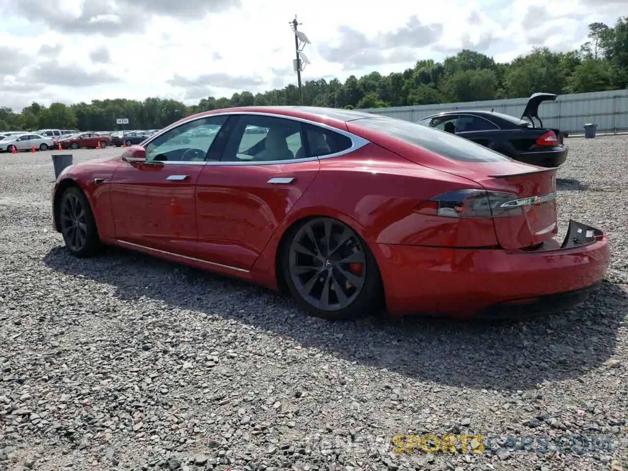 3 Photograph of a damaged car 5YJSA1E48MF418773 TESLA MODEL S 2021