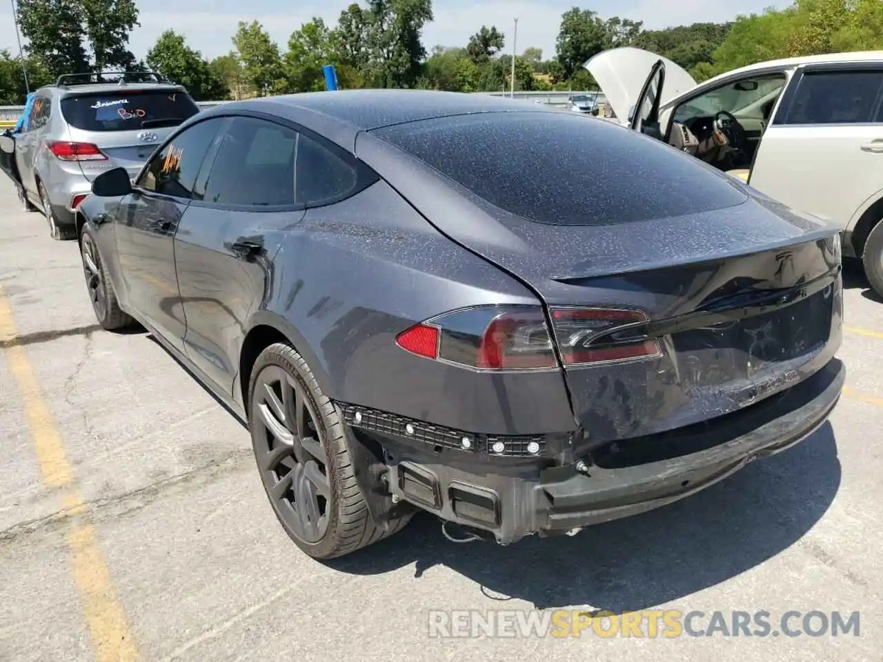 3 Photograph of a damaged car 5YJSA1E50MF430120 TESLA MODEL S 2021