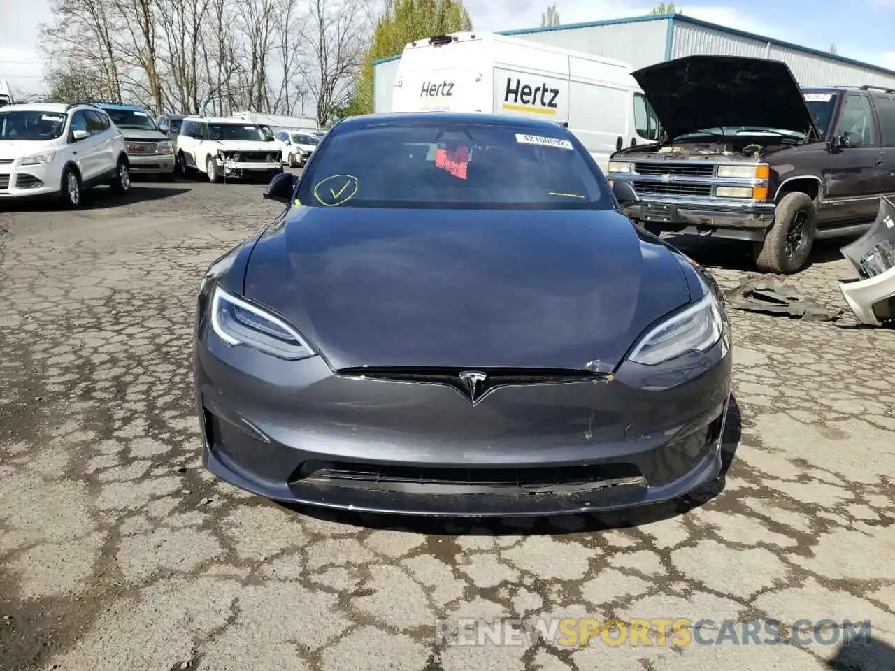 10 Photograph of a damaged car 5YJSA1E50MF433602 TESLA MODEL S 2021