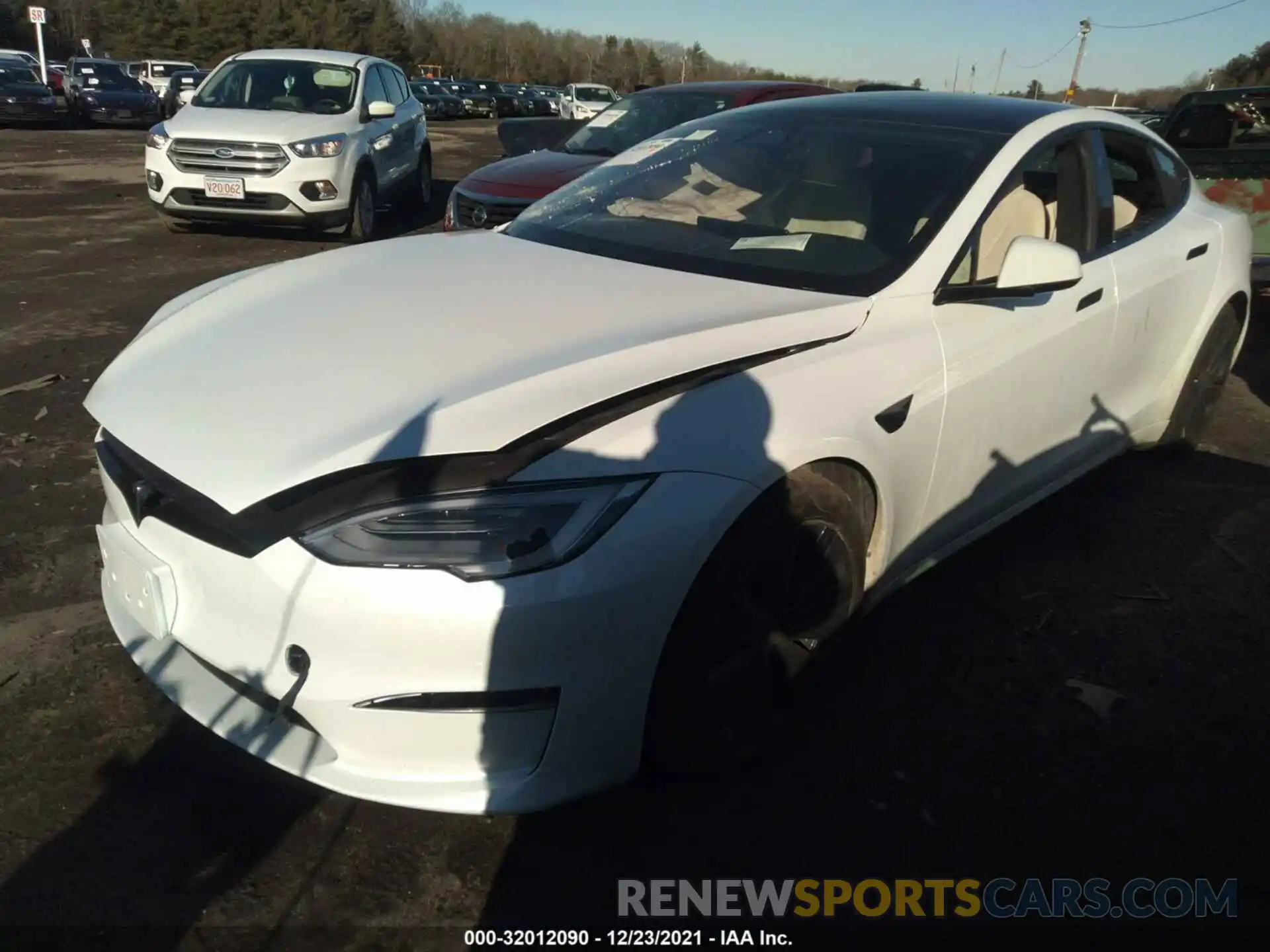 2 Photograph of a damaged car 5YJSA1E50MF440341 TESLA MODEL S 2021