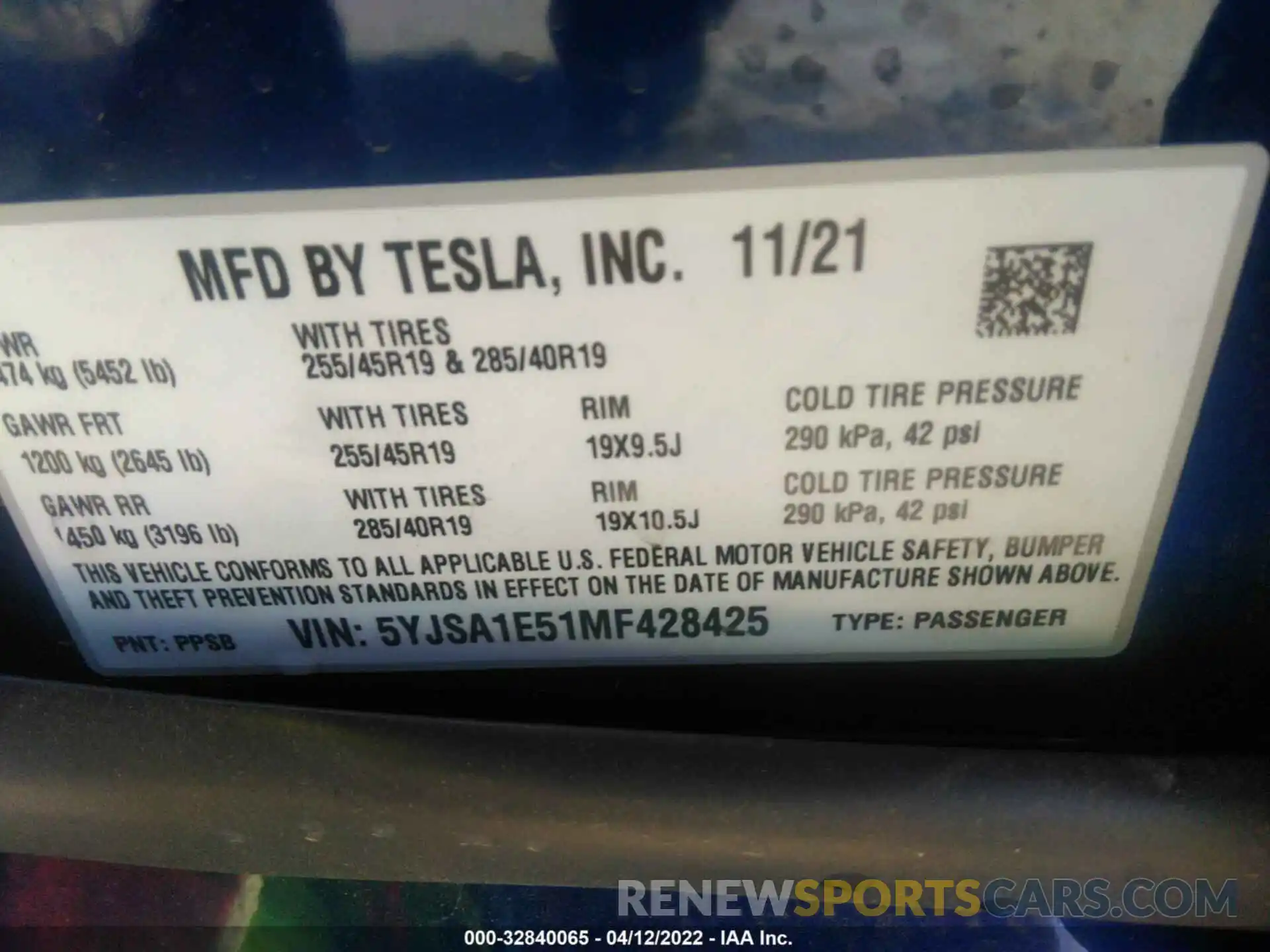 9 Photograph of a damaged car 5YJSA1E51MF428425 TESLA MODEL S 2021