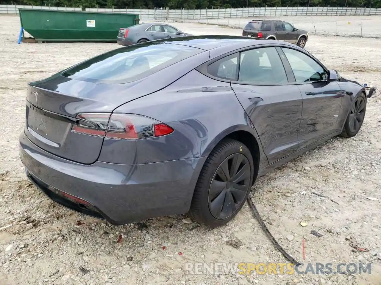 4 Photograph of a damaged car 5YJSA1E51MF440011 TESLA MODEL S 2021