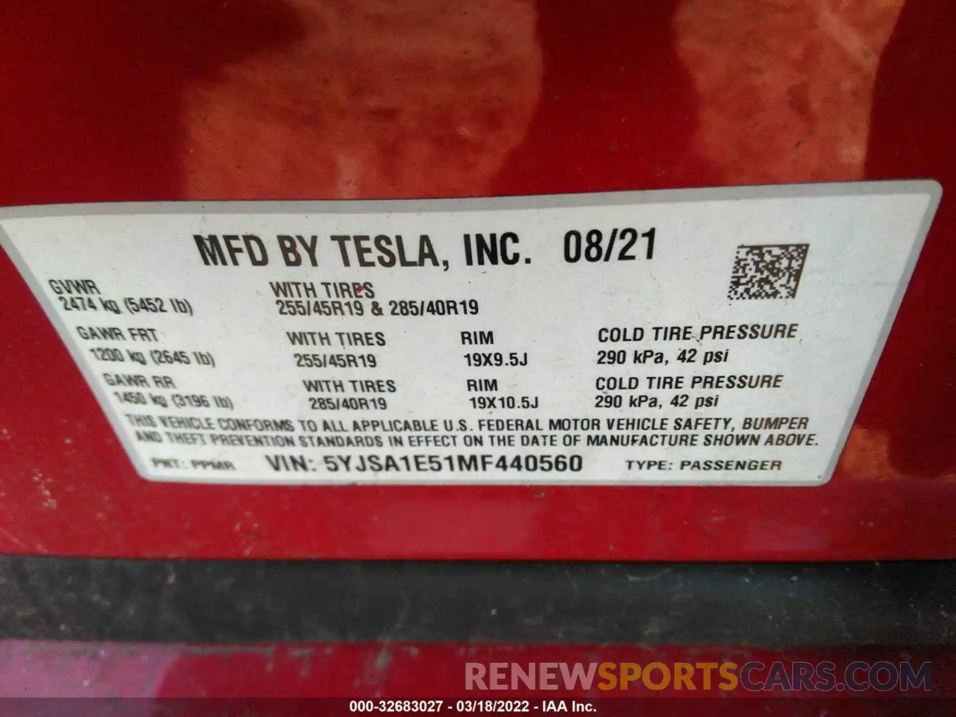 9 Photograph of a damaged car 5YJSA1E51MF440560 TESLA MODEL S 2021