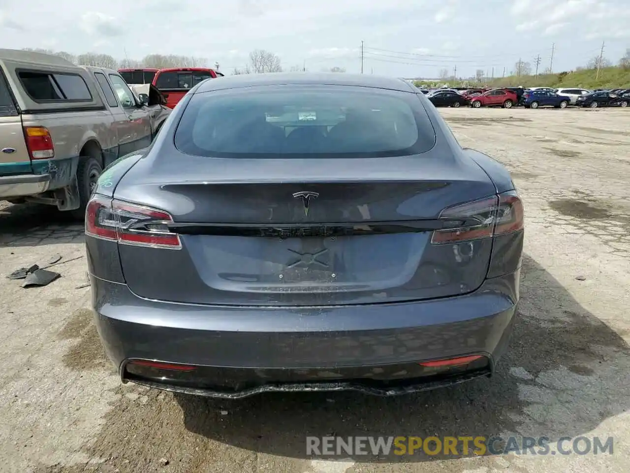 6 Photograph of a damaged car 5YJSA1E52MF432225 TESLA MODEL S 2021