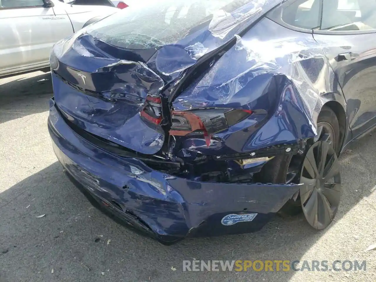 9 Photograph of a damaged car 5YJSA1E52MF437022 TESLA MODEL S 2021