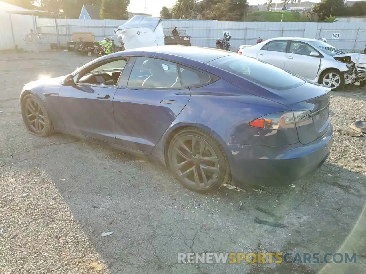 2 Photograph of a damaged car 5YJSA1E53MF433545 TESLA MODEL S 2021