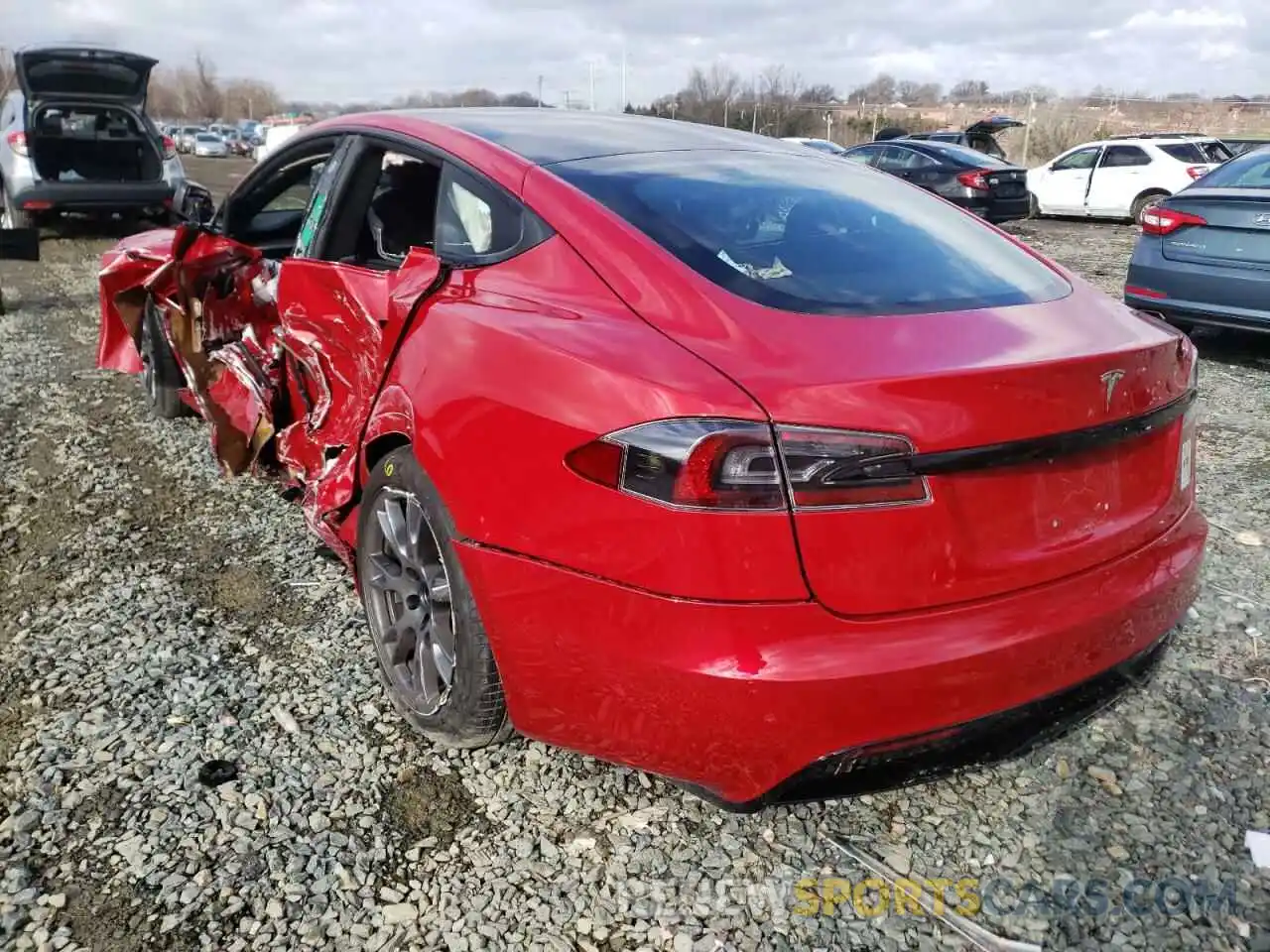 3 Photograph of a damaged car 5YJSA1E53MF440219 TESLA MODEL S 2021